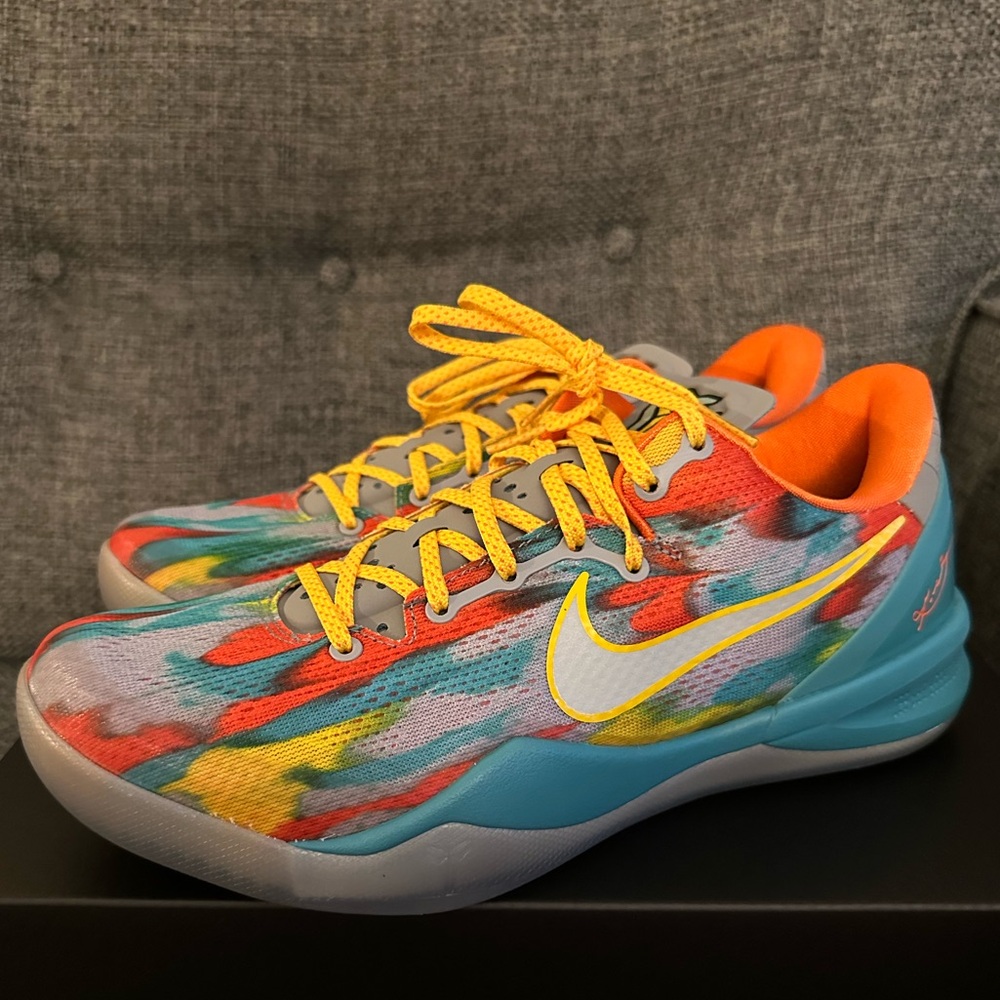 Kobe 8 Venice Beach New With box